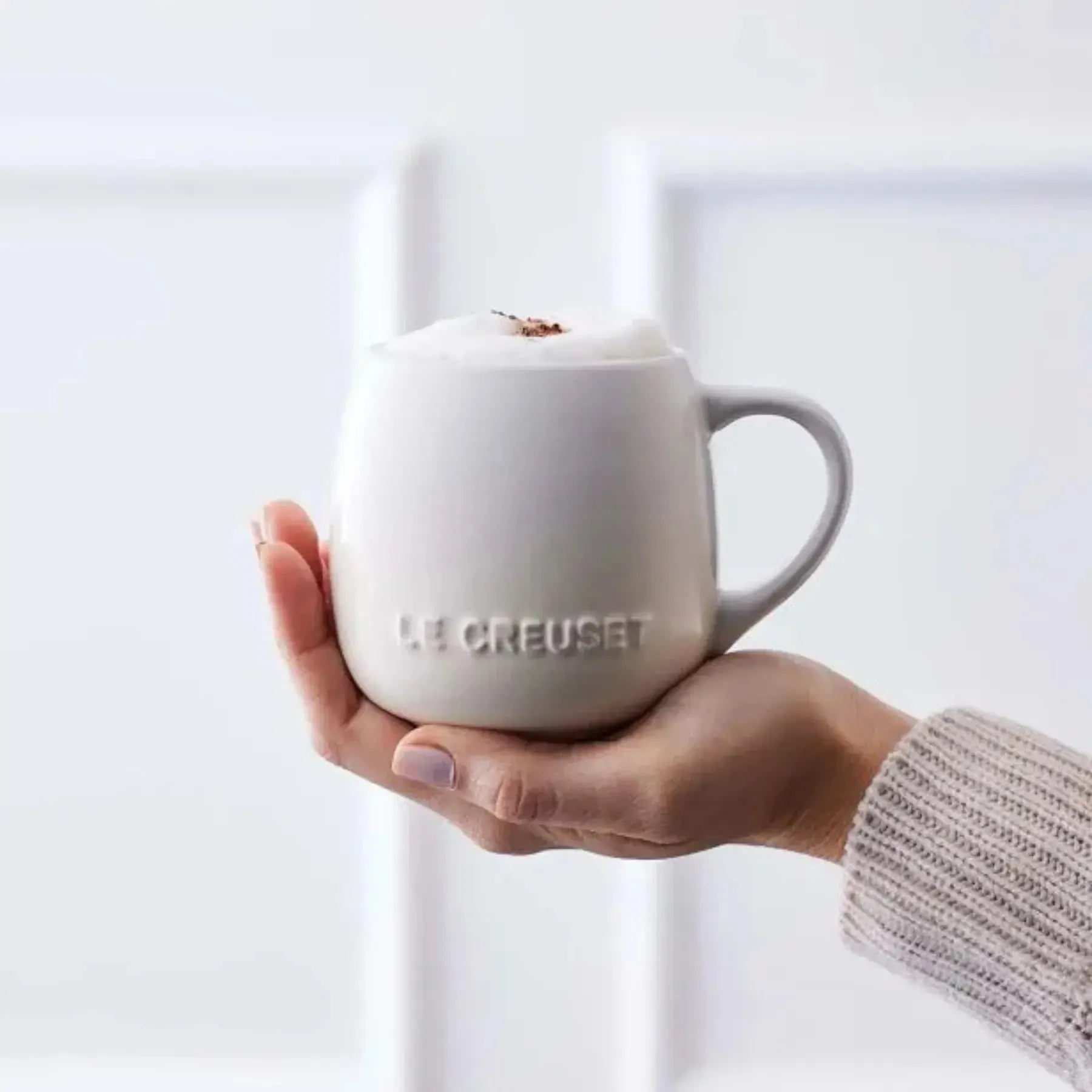 Caneca Cerâmica Sphere Meringue 320ml Le Creuset