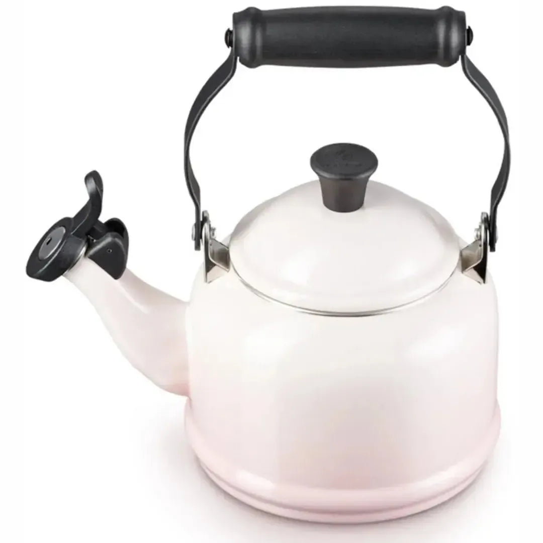 Chaleira Demi Aço Carbono Shell Pink 1,1L Le Creuset