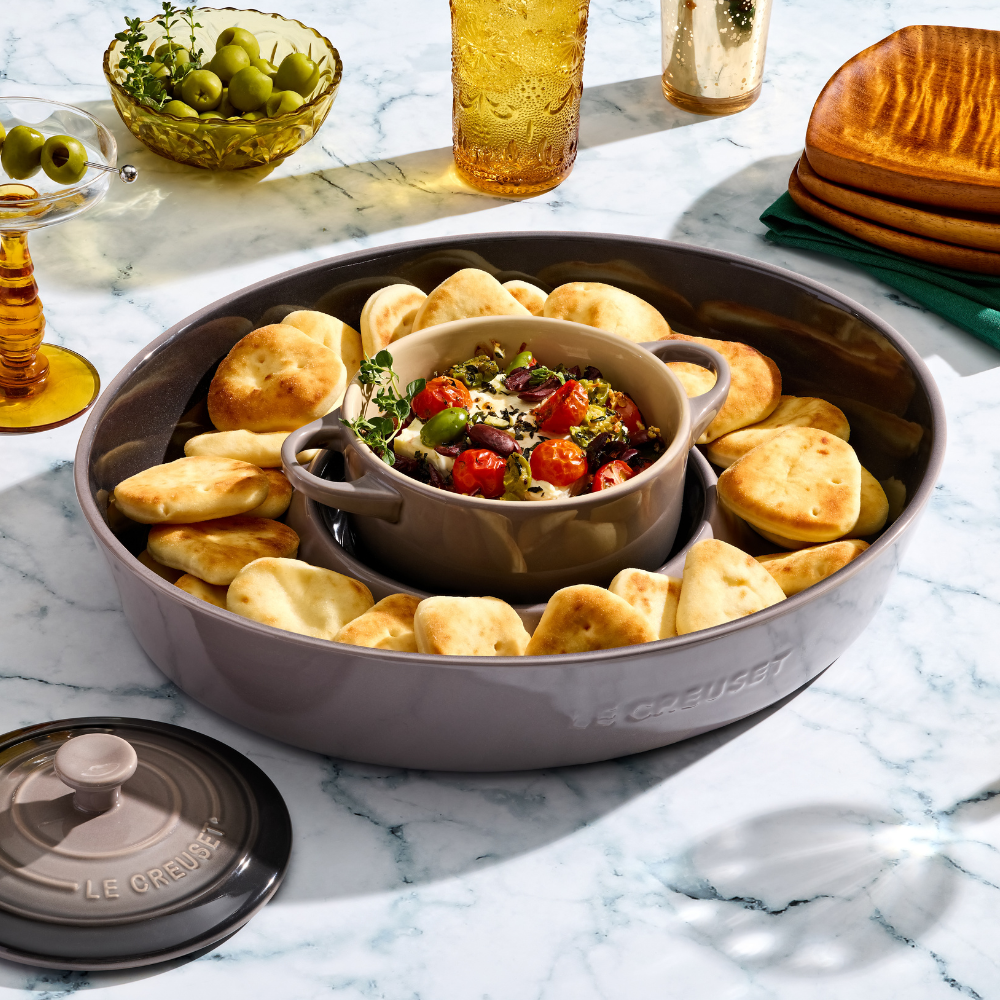 Prato para Aperitivo Cerâmica Signature 34cm Flint Le Creuset