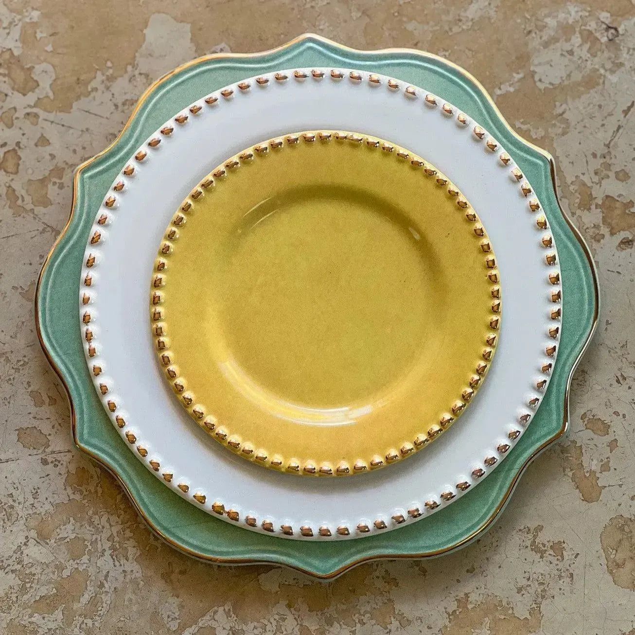 Jogo 6 Pratos de Sobremesa Cerâmica Brasilis Amarelo com Filete de Ouro 20cm Scalla