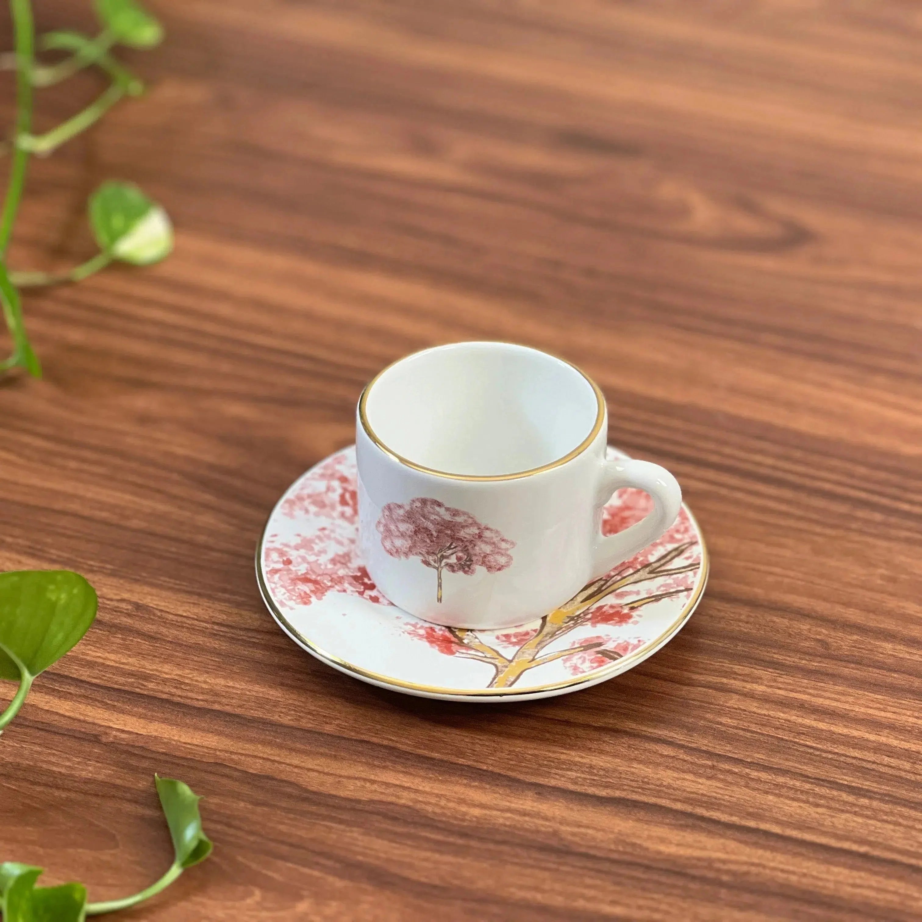 Jogo 6 Xícaras de Café com Pires Cerâmica Ypê Rosa com Filete de Ouro 100ml Scalla