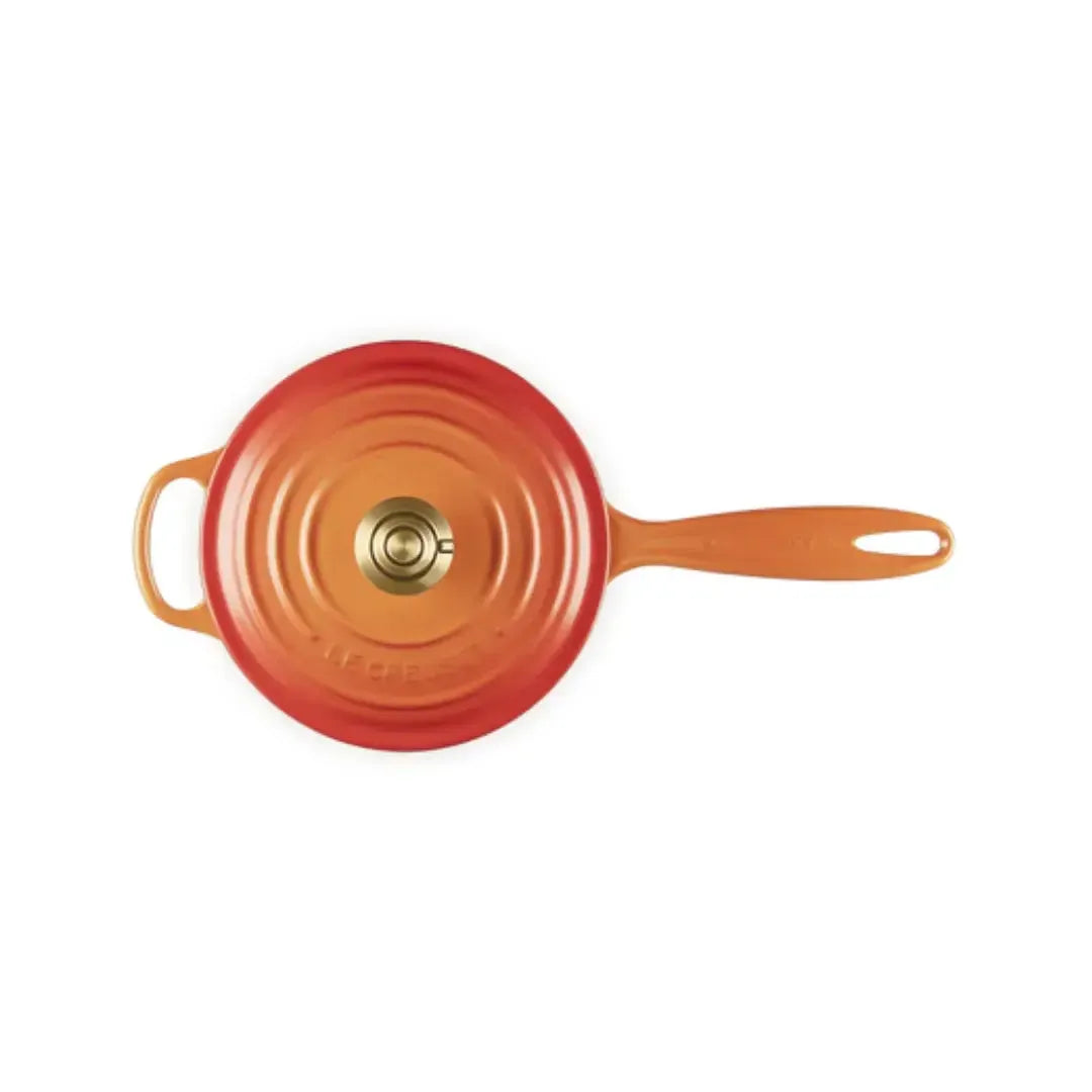 Panela Le Creuset Molheira Signature Flamme Dorée com Pegador Dourado 1,8L 18cm
