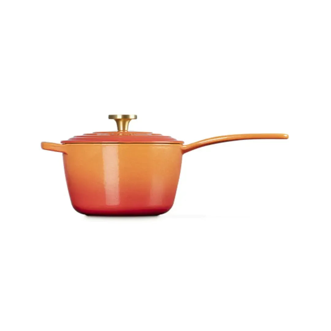 Panela Le Creuset Molheira Signature Flamme Dorée com Pegador Dourado 1,8L 18cm