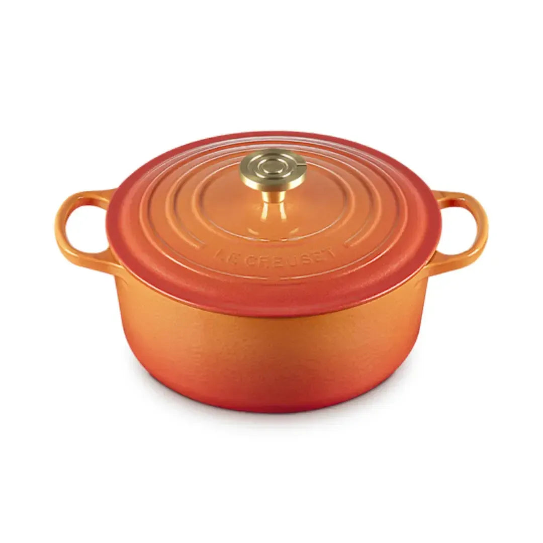 Panela Le Creuset Redonda Signature Flamme Dorée com Pegador Dourado 2,4L 20cm