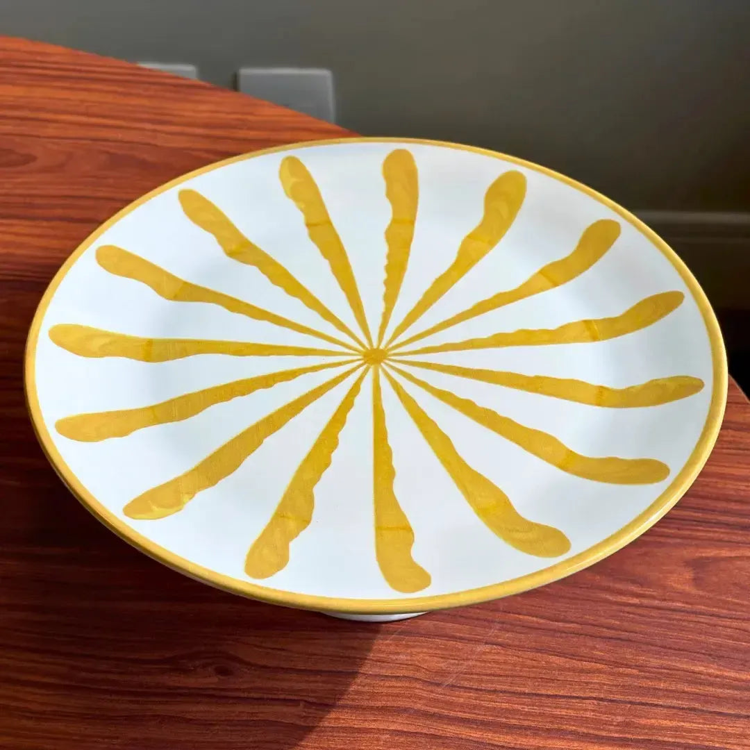 Prato para Bolo com Pé Cerâmica Piuma Amarelo Scalla