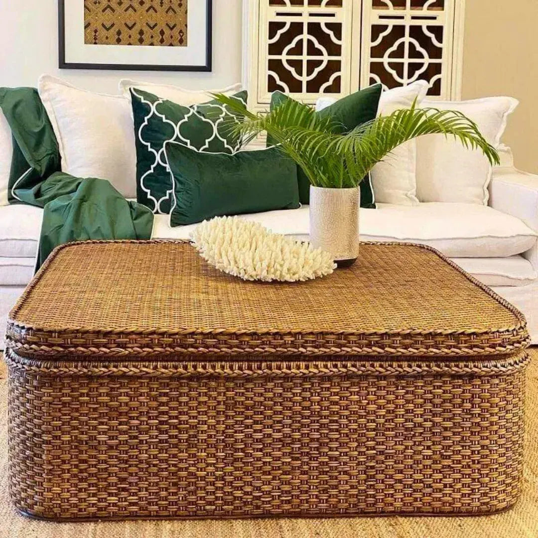 Baú/Mesa de Centro Retangular em Rattan Bahali 120x70x42cm