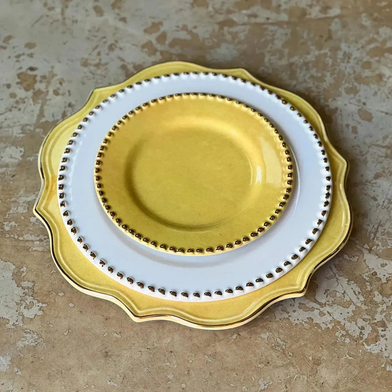 Jogo 6 Pratos de Sobremesa Cerâmica Brasilis Amarelo com Filete de Ouro 20cm Scalla