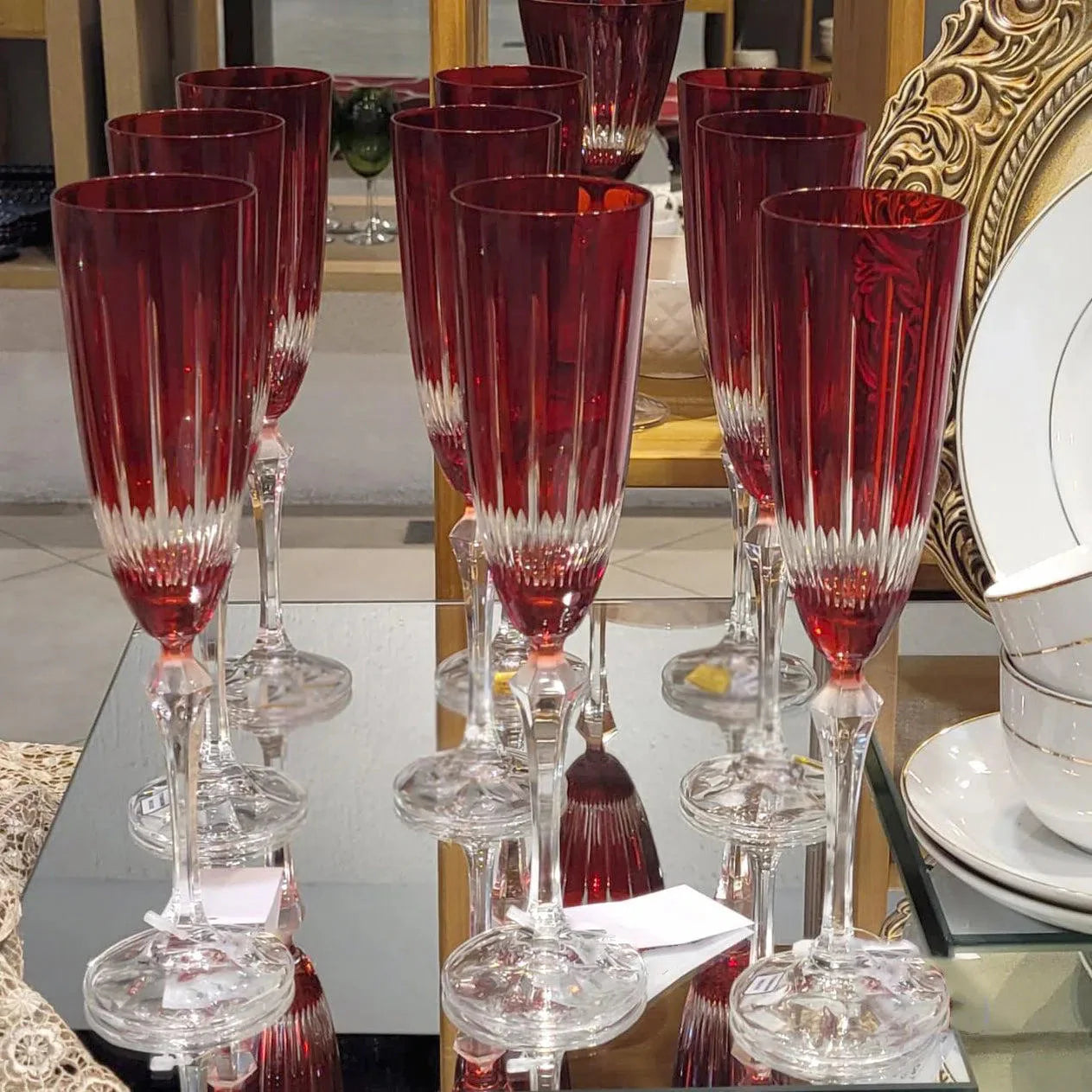 Taça para Espumante em Cristal Lapidado Bohemia Elizabeth Vermelho 200ml